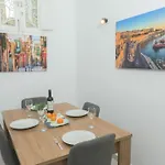 Stylish 1 Bedooom Penthouse With Terrace In The Centre With Views Valletta