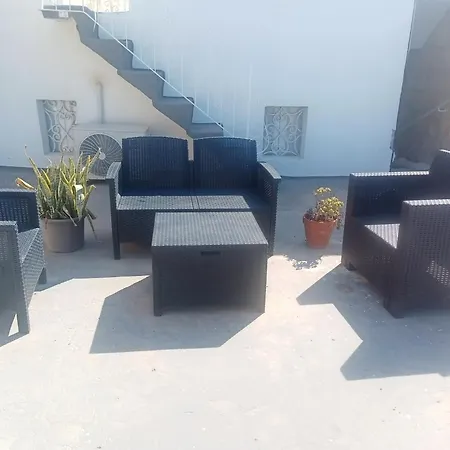 Stylish 1 Bedroom Penthouse With Terrace In The Centre With Views *