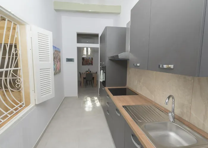 アパート Stylish 1 Bedooom Penthouse With Terrace In The Centre With Views *