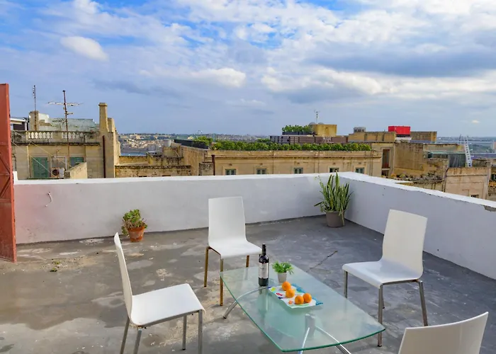 Appartamento Stylish 1 Bedooom Penthouse With Terrace In The Centre With Views La Valletta
